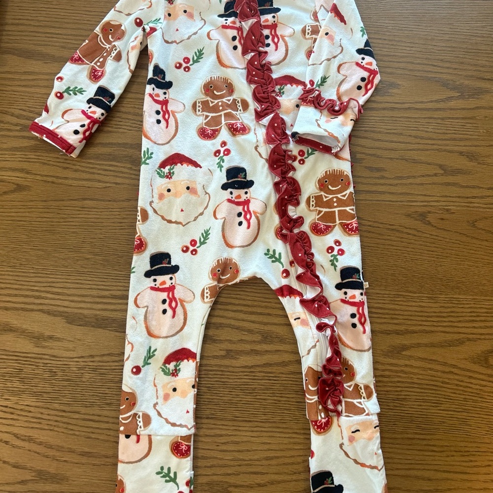 SweetHoney Rufflebutt pajamas (can be worn as footies or not)